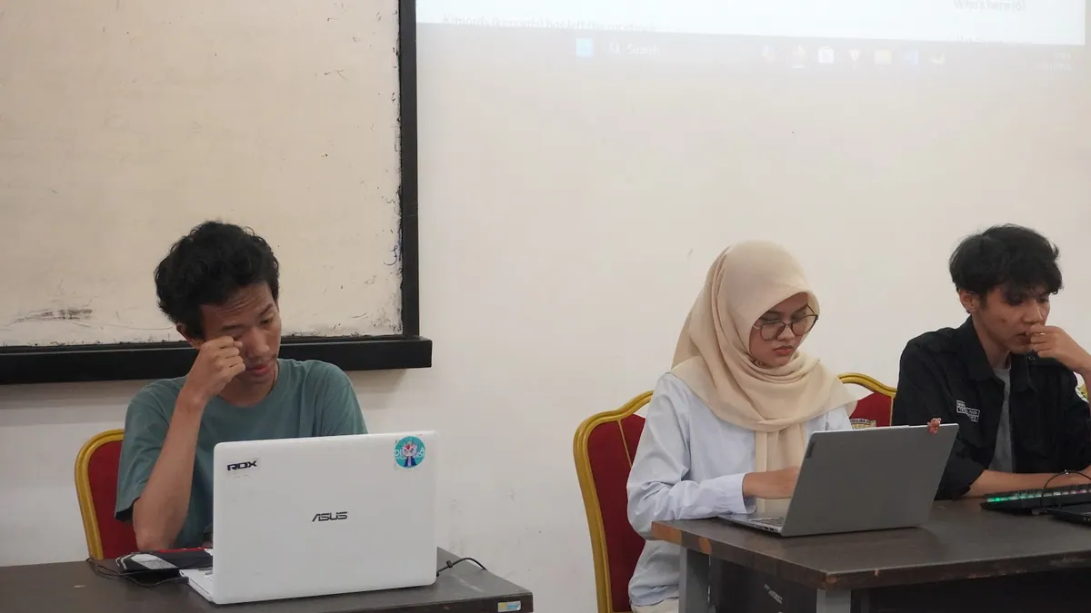 Suasana kegiatan Capture The Flag pada FESTIKA 2025.